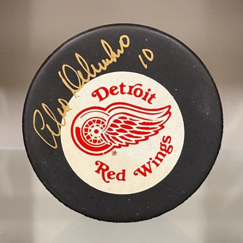 SIGNED Alex Delvecchio (Detroit Red Wings) Puck (w/COA)