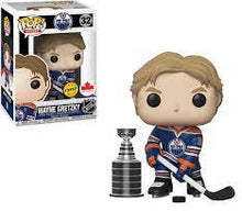 Load image into Gallery viewer, Wayne Gretzky w/Stanley Cup (Edmonton Oilers) Ltd. Edition CHASE Funko Pop #32